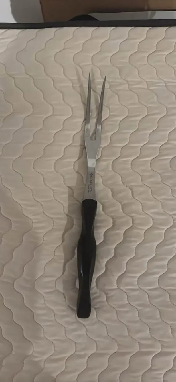 Cutco 1727 KL Carving Fork